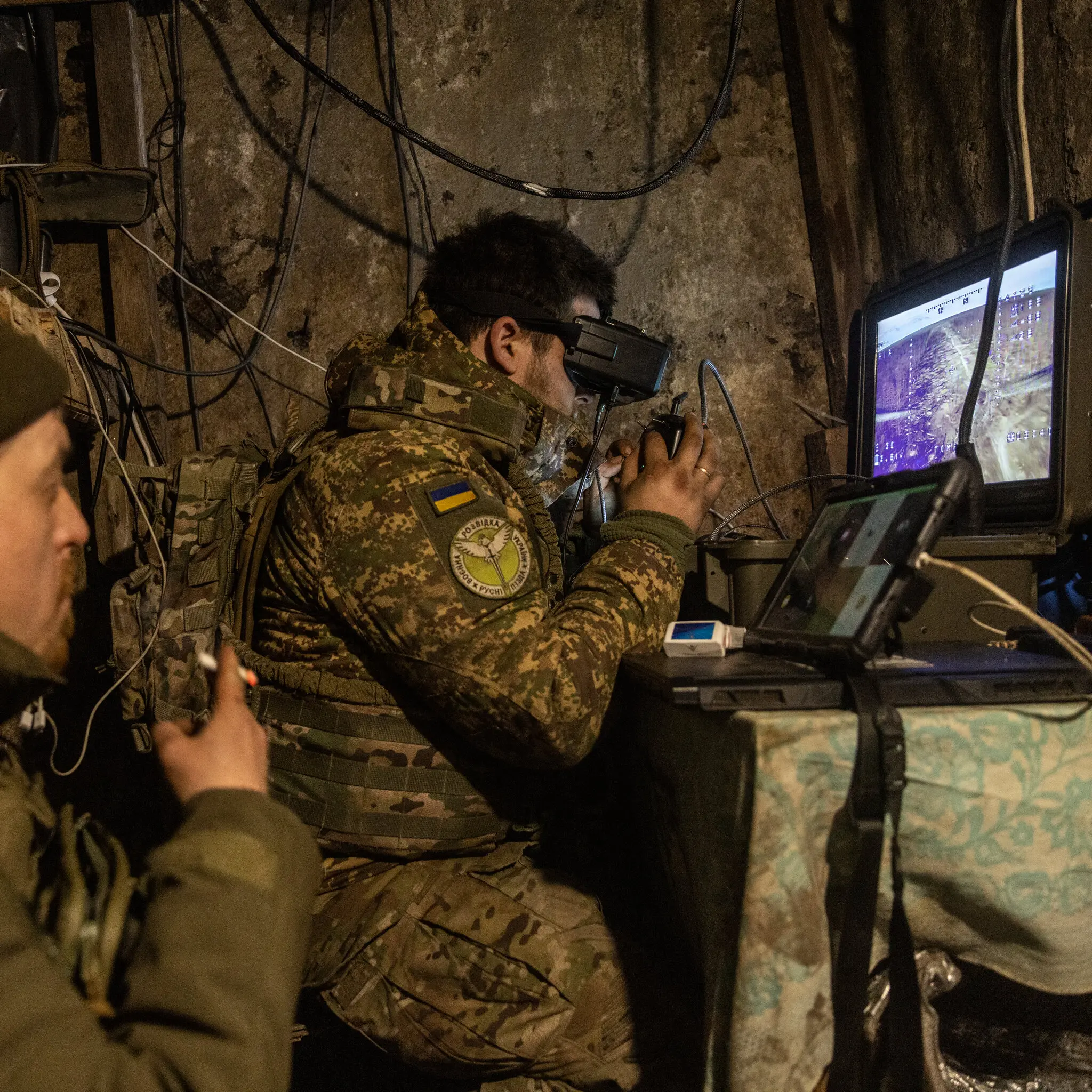 Дрони, демократія та війна в Україні: нова епоха воєн і політичної витривалості